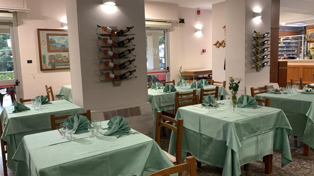 Hotel Ristorante San Giovanni Falerna Exteriör bild
